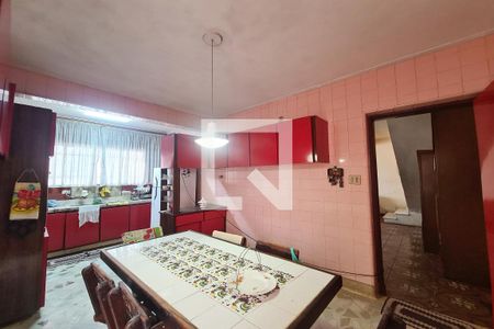 Casa à venda com 178m², 3 quartos e 3 vagasCozinha