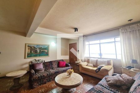 Sala de casa à venda com 3 quartos, 178m² em Vila Diva (zona Leste), São Paulo