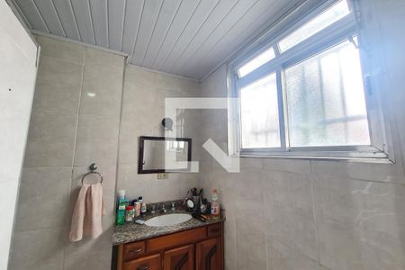 Casa à venda com 178m², 3 quartos e 3 vagasBanheiro 1