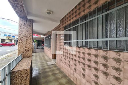 Casa à venda com 178m², 3 quartos e 3 vagasEntrada