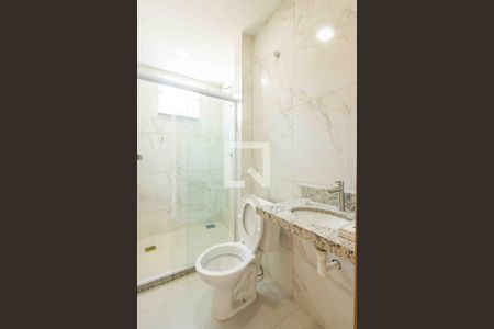 Banheiro da Suíte 1 de casa de condomínio à venda com 2 quartos, 85m² em Vargem Grande, Rio de Janeiro