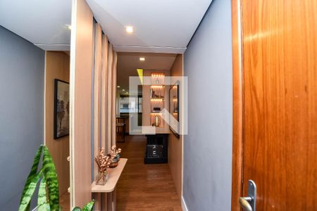 Hall de entrada de apartamento à venda com 3 quartos, 97m² em Mont Serrat, Porto Alegre