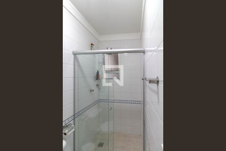 Apartamento à venda com 151m², 4 quartos e 3 vagas Apartamento à venda com 151m², 4 quartos e 3 vagasBanheiro social 2
