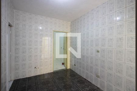 Sala de casa para alugar com 2 quartos, 80m² em Conjunto Habitacional Aguia de Haia, São Paulo