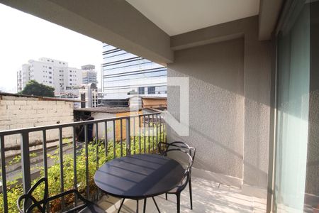 Varanda  de kitnet/studio à venda com 1 quarto, 29m² em Indianópolis, São Paulo