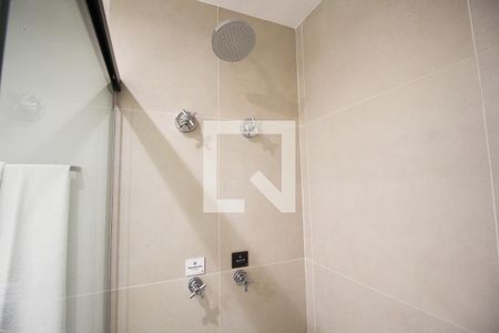 Banheiro de kitnet/studio à venda com 1 quarto, 29m² em Indianópolis, São Paulo