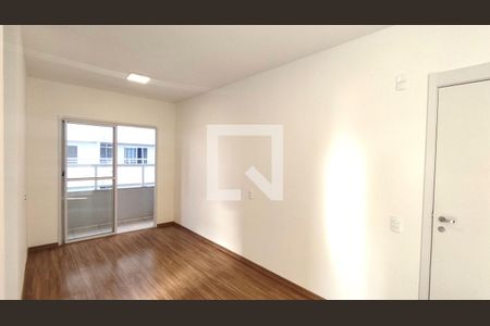 Sala de apartamento para alugar com 2 quartos, 47m² em Ponte Sao Joao, Jundiaí