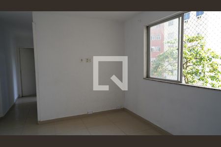 Sala de apartamento à venda com 2 quartos, 48m² em Camorim, Rio de Janeiro