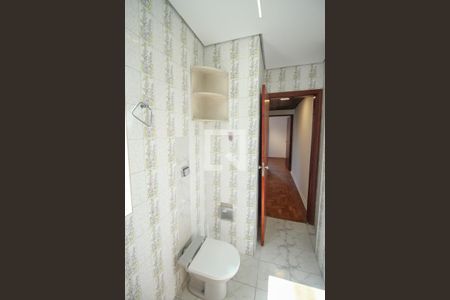 Casa à venda com 120m², 2 quartos e 1 vaga Casa à venda com 120m², 2 quartos e 1 vagaBanheiro social 1