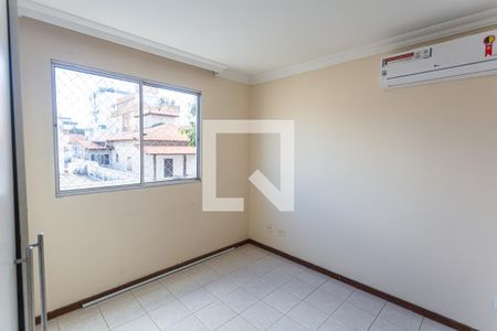 Suíte  de apartamento à venda com 3 quartos, 114m² em Fernão Dias, Belo Horizonte