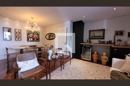 Sala de apartamento à venda com 3 quartos, 156m² em Cambuí, Campinas