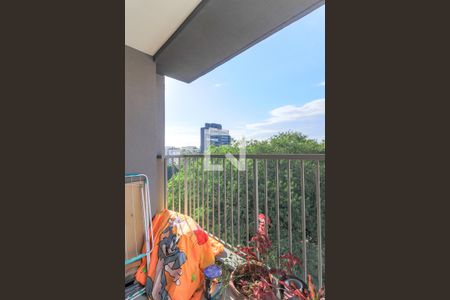 Apartamento à venda com 42m², 1 quarto e sem vaga Apartamento à venda com 42m², 1 quarto e sem vagaVaranda