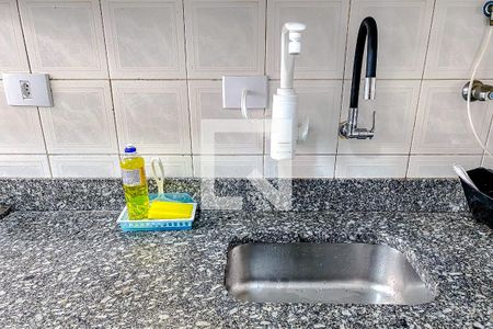 Apartamento para alugar com 78m², 2 quartos e 1 vagaCozinha - Torneira