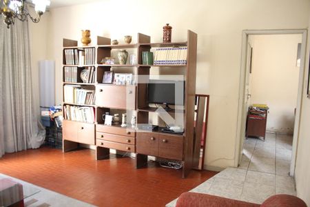 Sala de casa à venda com 3 quartos, 120m² em Bairro da Glória, Contagem
