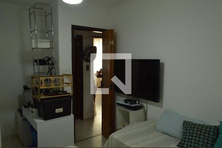 Quarto 2 de apartamento para alugar com 2 quartos, 50m² em Taquara, Rio de Janeiro