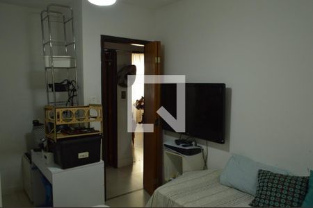 Quarto 2 de apartamento para alugar com 3 quartos, 96m² em Taquara, Rio de Janeiro
