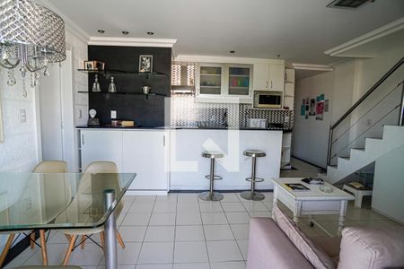 Sala de apartamento à venda com 2 quartos, 151m² em Camboinhas, Niterói