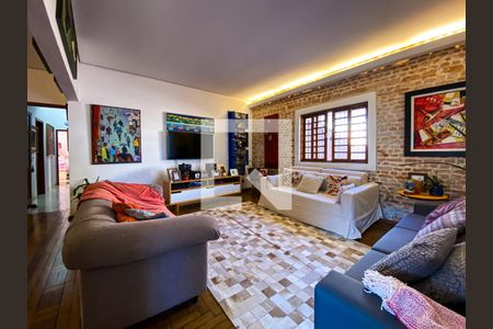 Sala de casa à venda com 3 quartos, 520m² em Butantã, São Paulo