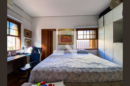 Casa à venda com 5 quartos, 520m² em Butantã, São Paulo