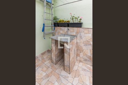 Casa à venda com 169m², 3 quartos e 2 vagasLavanderia