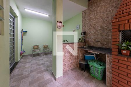 Casa à venda com 169m², 3 quartos e 2 vagasQuintal