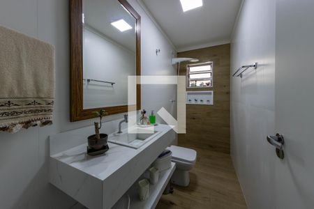 Casa à venda com 169m², 3 quartos e 2 vagasBanheiro 2