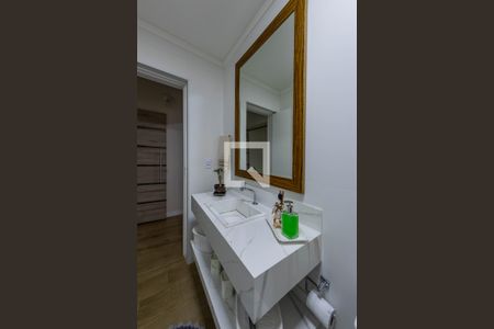 Casa à venda com 169m², 3 quartos e 2 vagasBanheiro 2