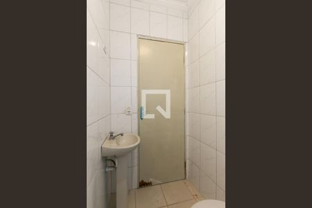 Banheiro de casa para alugar com 1 quarto, 50m² em Cidade São Miguel, São Paulo
