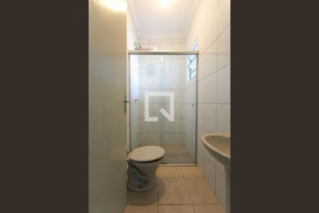 Banheiro de casa para alugar com 1 quarto, 50m² em Cidade São Miguel, São Paulo