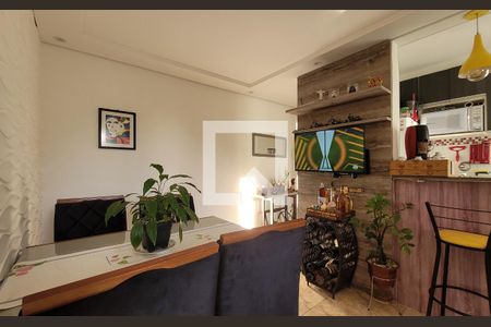 Sala de apartamento à venda com 2 quartos, 46m² em Parque São Vicente, Santo André