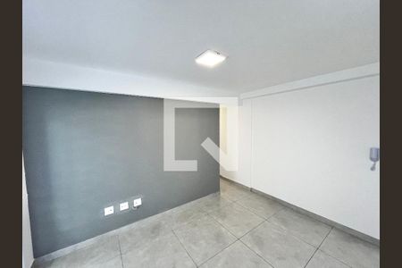 Sala/Cozinha de apartamento para alugar com 2 quartos, 42m² em Parada Inglesa, São Paulo
