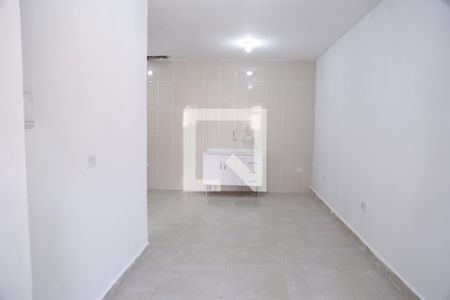 Sala de casa para alugar com 2 quartos, 50m² em Vila Pirituba, São Paulo