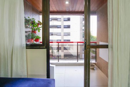 Varanda de apartamento para alugar com 3 quartos, 87m² em Barra da Tijuca, Rio de Janeiro