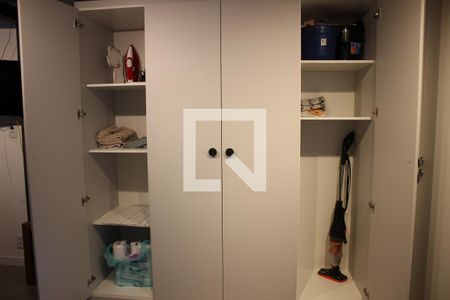 Studio para alugar com 23m², 1 quarto e sem vagaGuarda Roupa