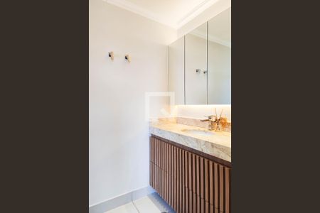 Apartamento à venda com 143m², 3 quartos e 2 vagasBanheiro da Suite 2