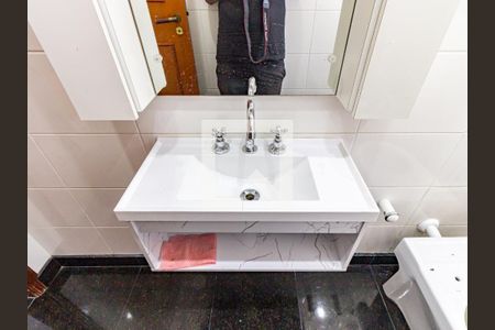 Apartamento à venda com 171m², 3 quartos e 2 vagasBanheiro 2