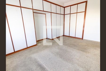 Apartamento à venda com 171m², 3 quartos e 2 vagasQuarto 2