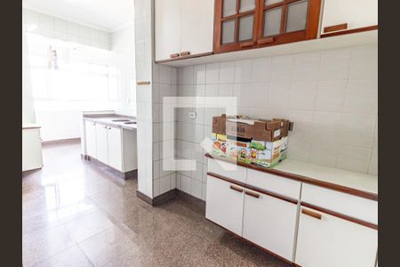 Apartamento à venda com 171m², 3 quartos e 2 vagasCozinha