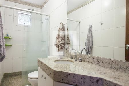 Casa de condomínio à venda com 850m², 4 quartos e 6 vagasBanheiro de serviço