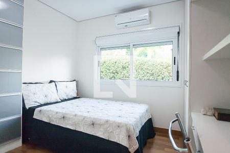 Casa de condomínio à venda com 850m², 4 quartos e 6 vagassuíte 3