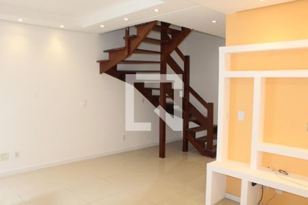 Casa de Condomínio para alugar com 3 quartos, 100m² em Parque Rincao, Cotia