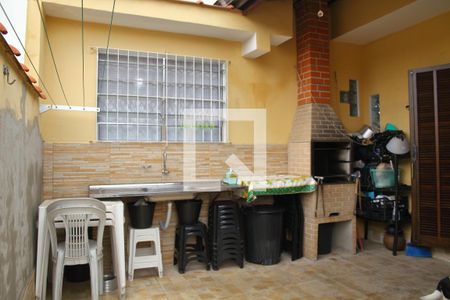 Casa à venda com 222m², 4 quartos e 3 vagasChurrasqueira