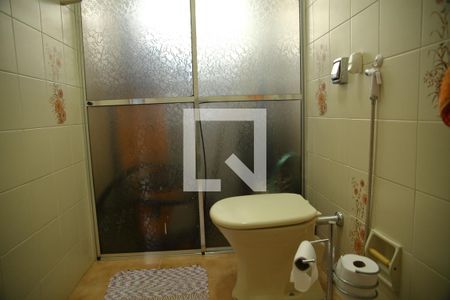 Casa à venda com 222m², 4 quartos e 3 vagasBanheiro da Suíte 2