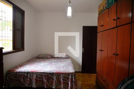 Casa à venda com 222m², 4 quartos e 3 vagasSuite1