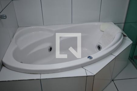 Casa à venda com 222m², 4 quartos e 3 vagasBanheiro da Suíte 4