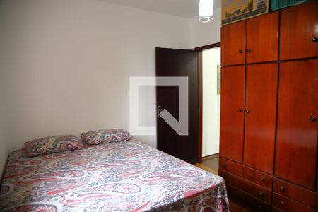 Casa à venda com 222m², 4 quartos e 3 vagasSuite1