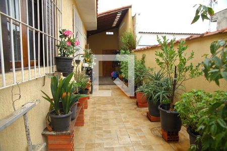 Casa à venda com 222m², 4 quartos e 3 vagasCozinha - Armários