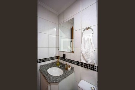 Apartamento à venda com 57m², 2 quartos e 3 vagasBanheiro Social