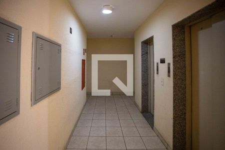 Apartamento à venda com 57m², 2 quartos e 3 vagasHall de entrada