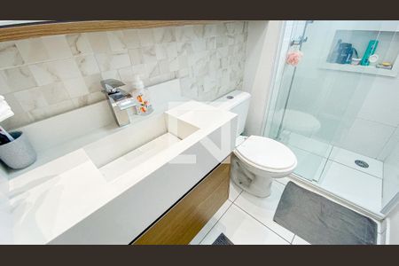 Apartamento à venda com 50m², 2 quartos e 1 vaga Apartamento à venda com 50m², 2 quartos e 1 vagaBanheiro
